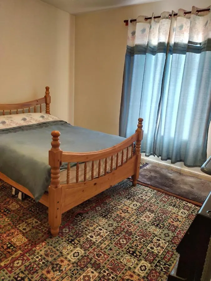 *** Pensionat Paradise Apartment- Female Only Bradford  Storbritannien